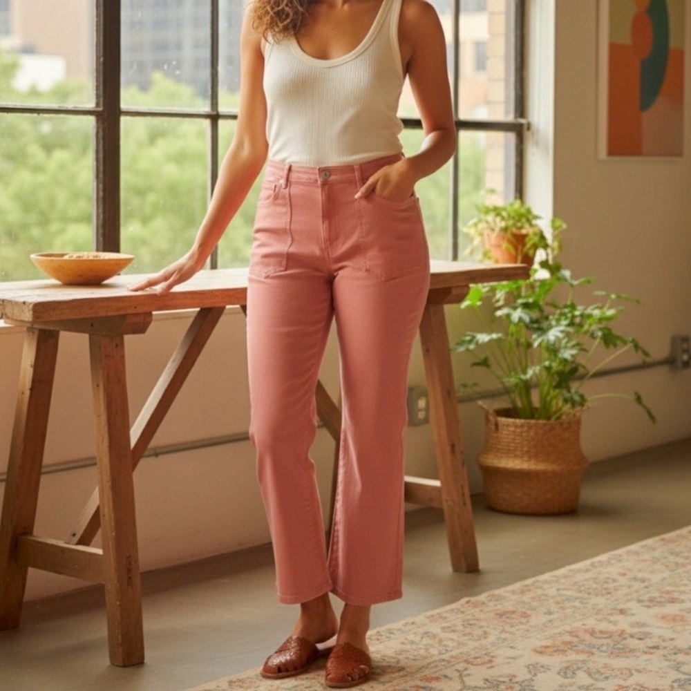 NEW Joie Women's Jeans size 31 or 12 style: Shally Color: Guava (light coral)